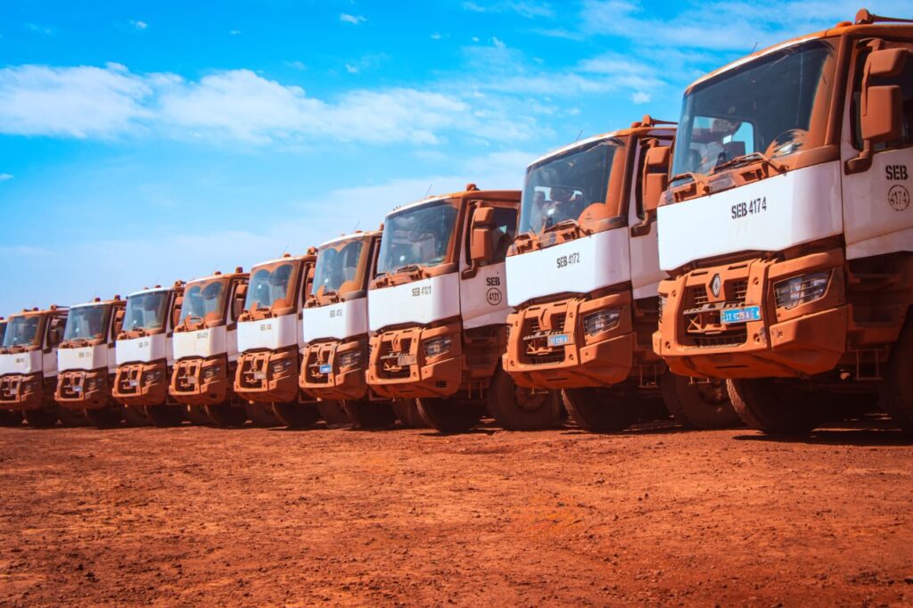 UMS et Renault Trucks : dix ans de partenariat au service des opérations minières en Guinée